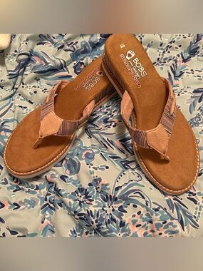 Bobs Skechers Desert Kiss Bohemian Stripe Memory Foam Wedge Flip Flop Size 8